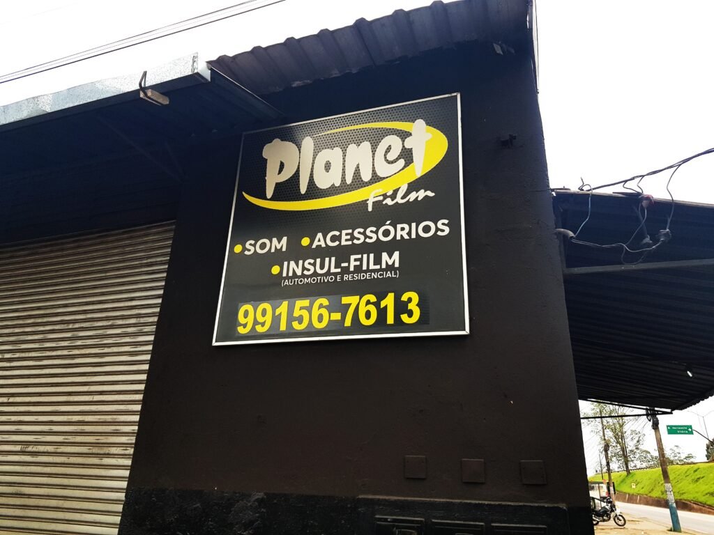 Placa da Planet Film com som, acessórios e insulfilm no Jardim Canadá